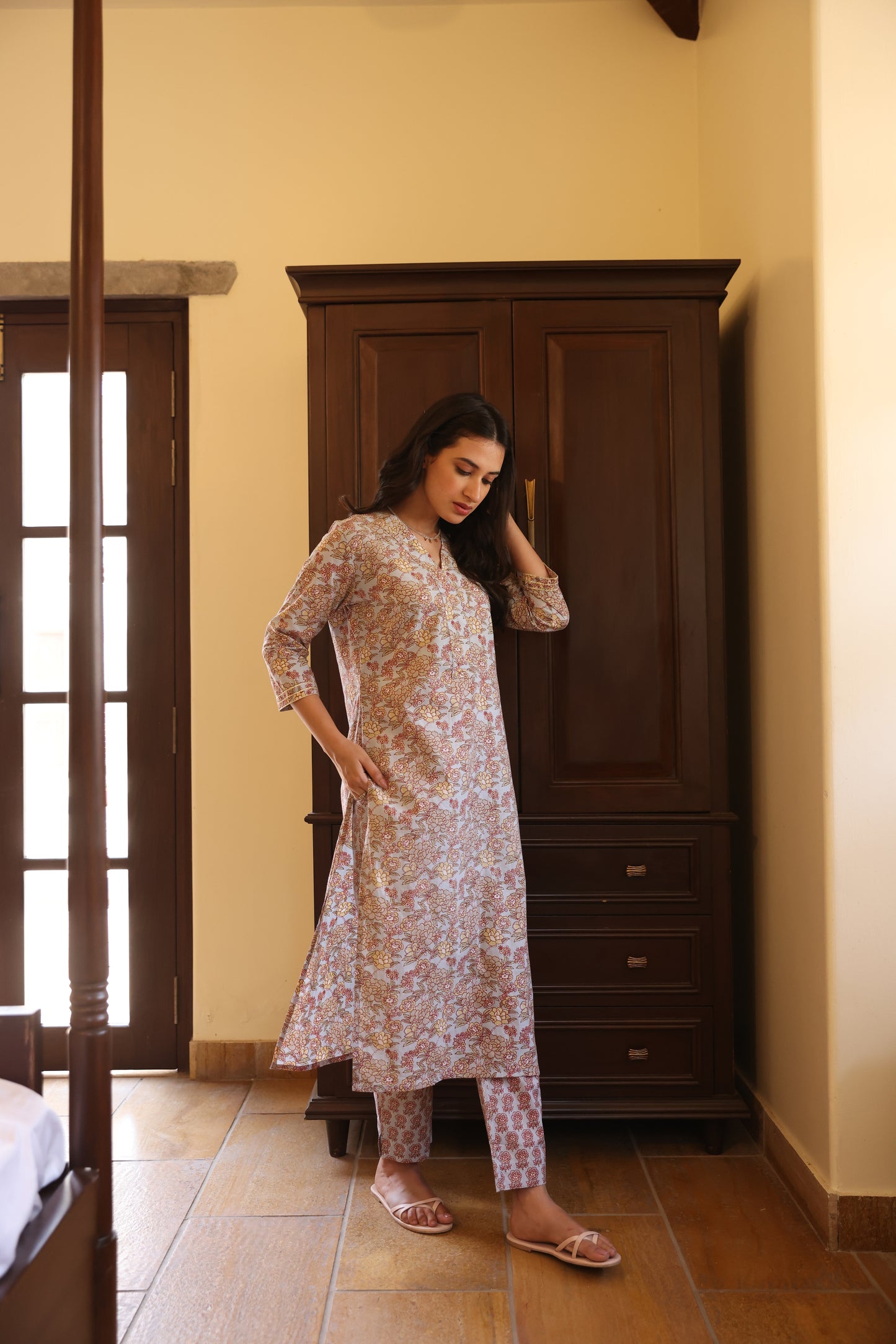 Gaurai Suit