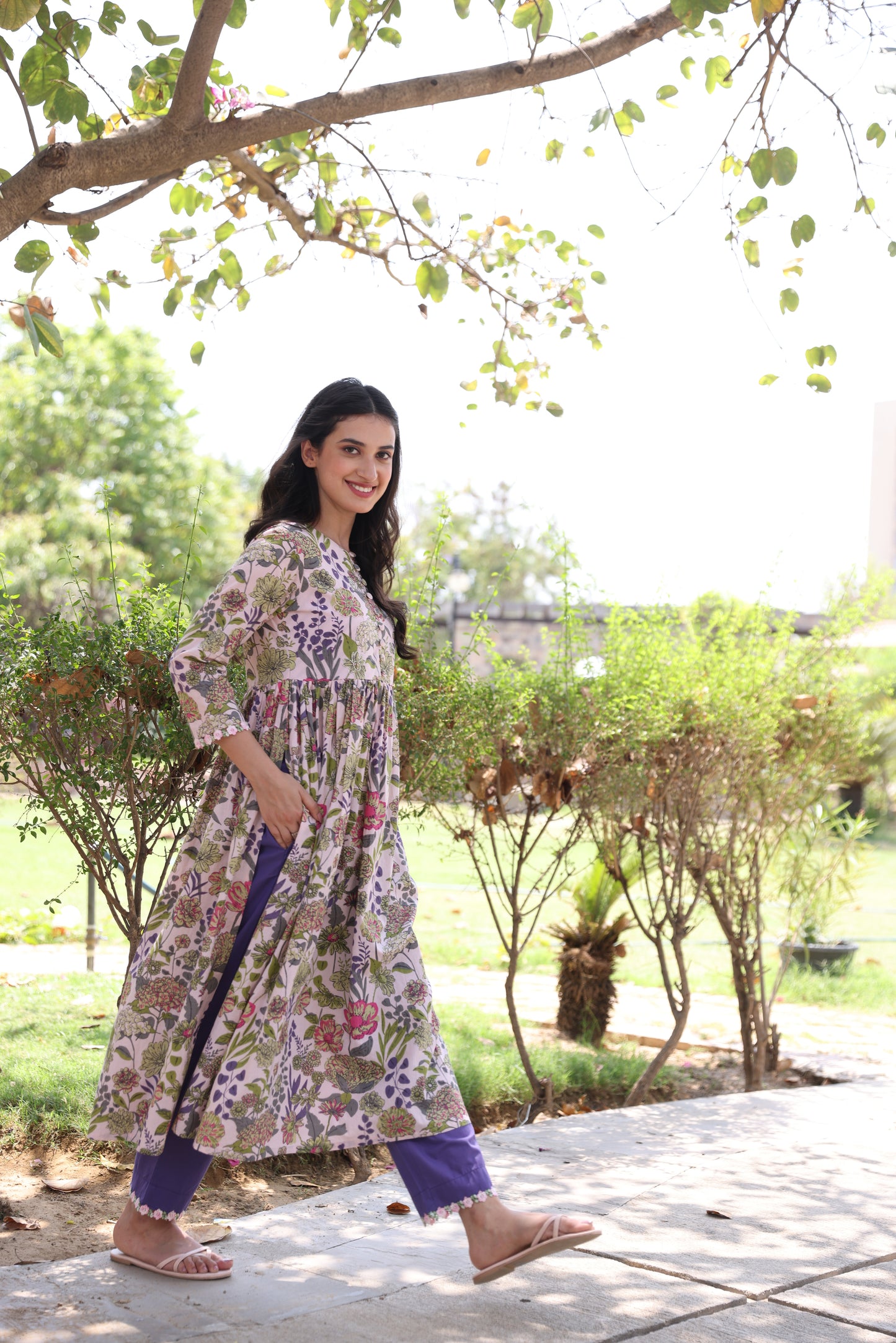 Meera Suit