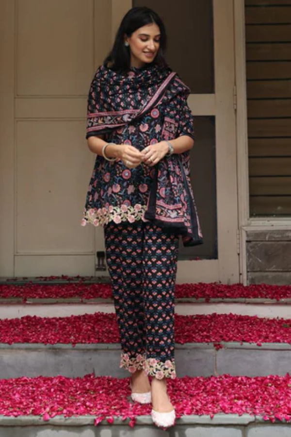 Black Rangeela Suit