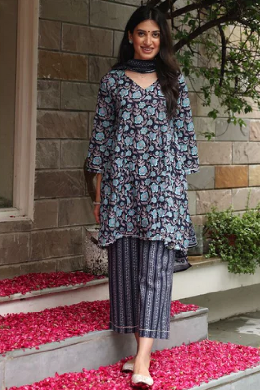Roshni Suit